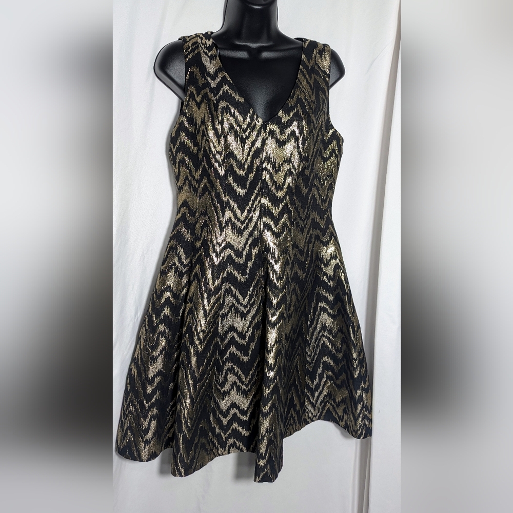 Vince Camuto Black & Gold Metallic Cocktail Fit & Flare Dress |‎ Size 6